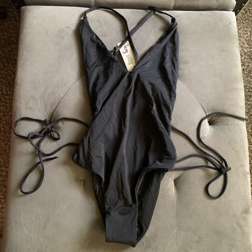 NWT dippin daisies Deep V Side lace up one piece